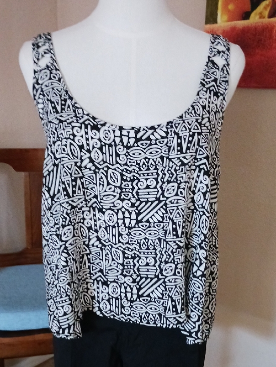 Material Girl Tops - Material Girl- Black & White Patterned Scoop Neck Tank Top